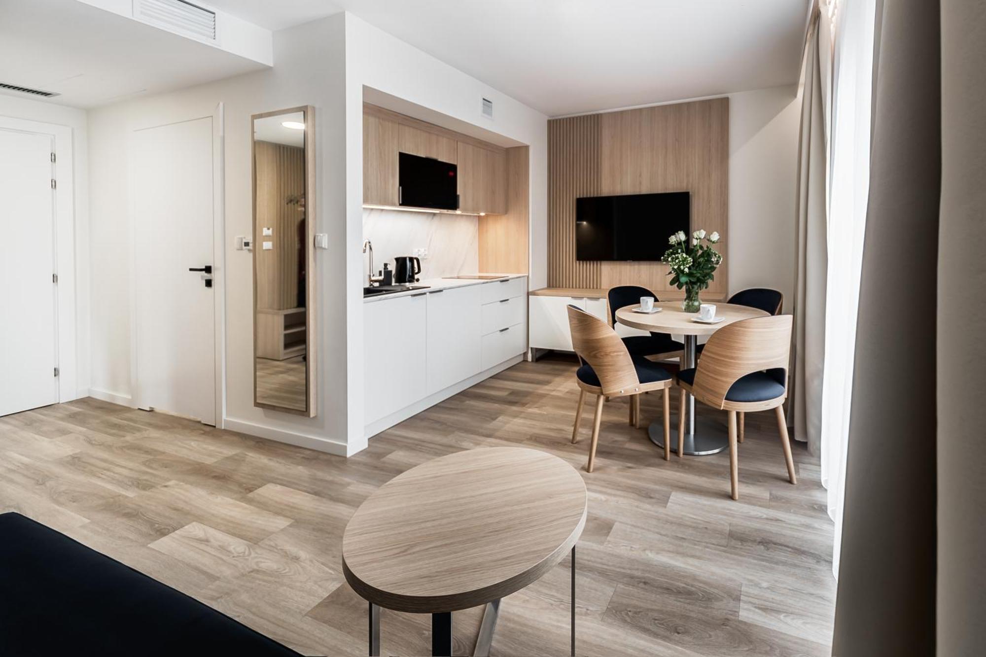Aurum Aparthotel - Nowe Apartamenty Blisko Plazy - Neue Appartements In Strandnaehe Świnoujście Exteriör bild