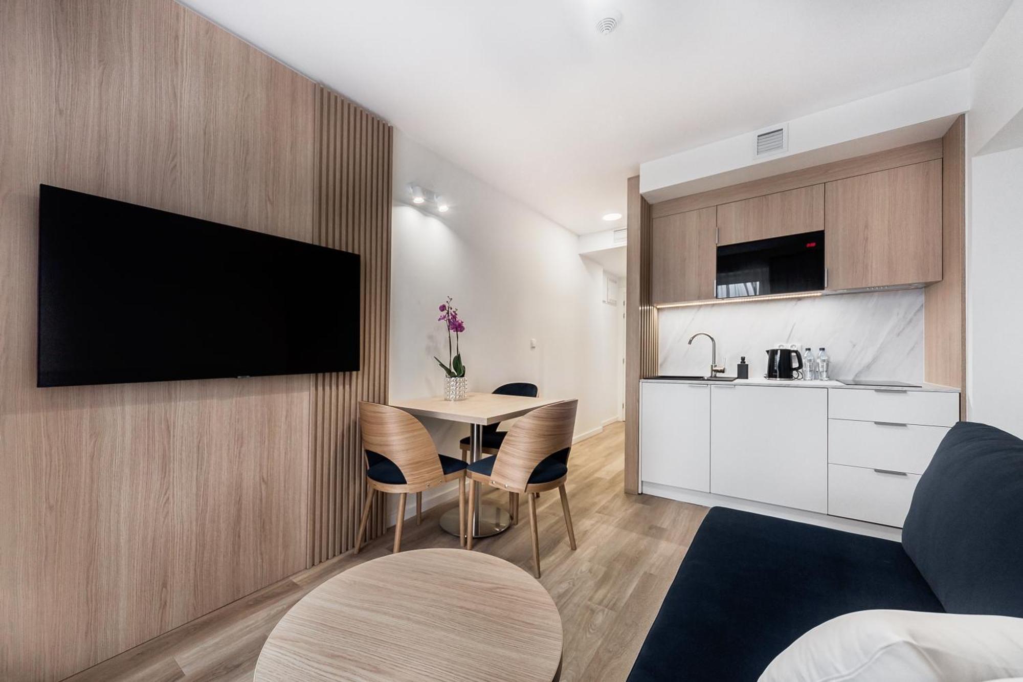 Aurum Aparthotel - Nowe Apartamenty Blisko Plazy - Neue Appartements In Strandnaehe Świnoujście Exteriör bild
